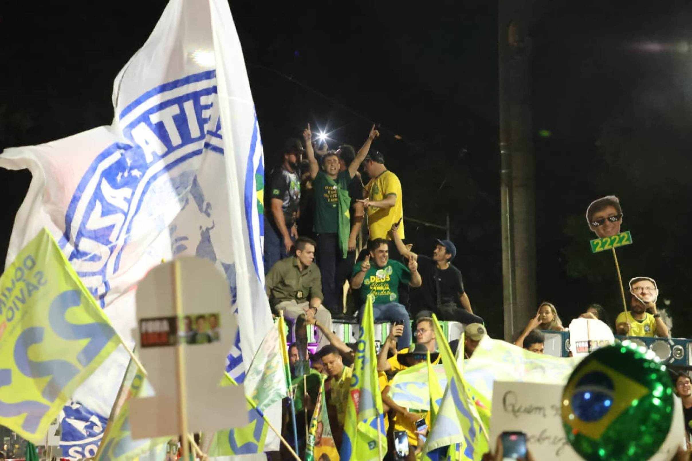 Cruzamento das avenidas Afonso Pena e Amazonas ficou parado durante ato bolsonarista