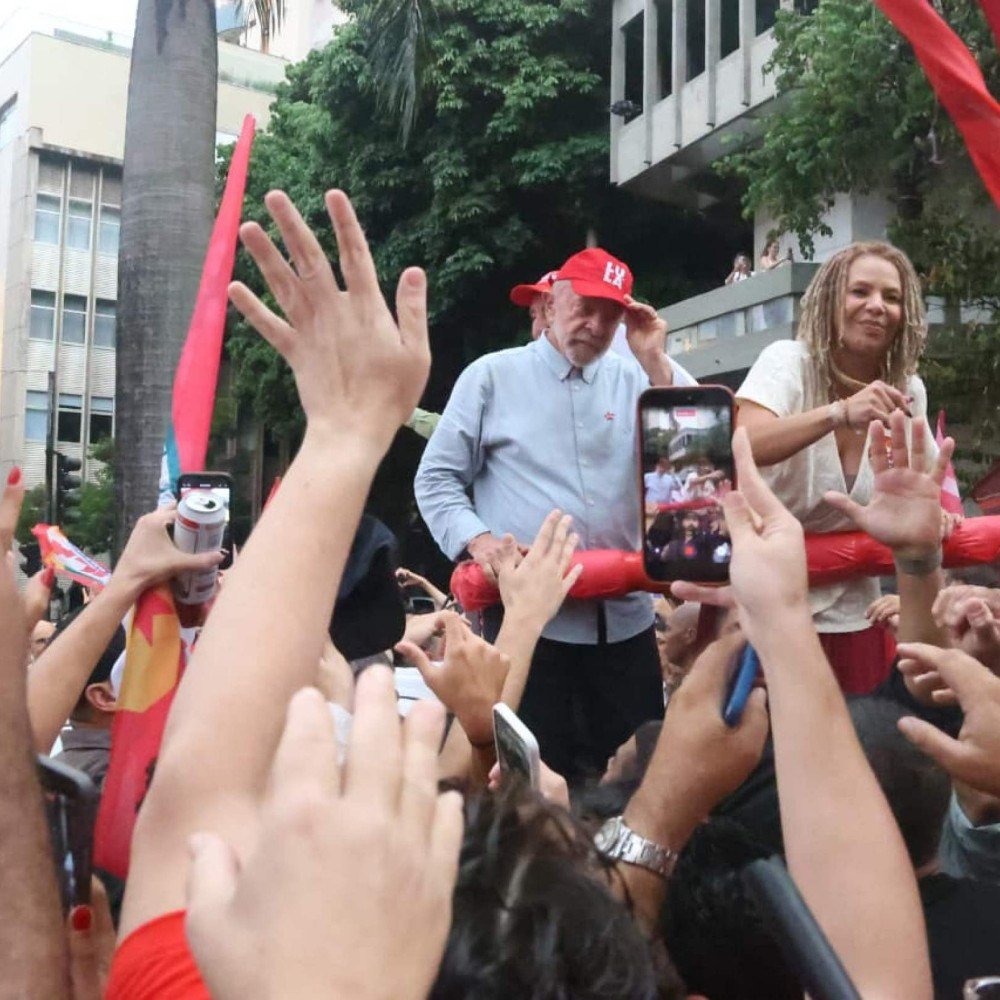 'Não aceitem nenhuma provocação da extrema direita', diz Lula em BH