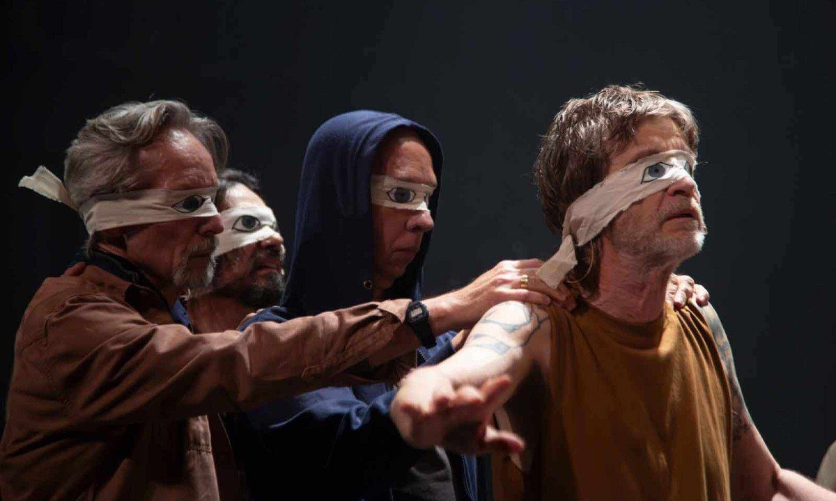 Grupo Galpão leva para o palco os impasses do mundo de hoje, sob inspiração de 'Ensaio sobre a cegueira', livro do escritor português José Saramago -  (crédito: Guto Muniz/Divulgação)