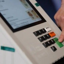 Com frequência, eleições são ganhas e são perdidas na última hora