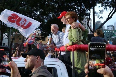 Durante o ato, Lula apresentou propostas que pretende levar adiante caso seja reeleito -  (crédito: Marcos Vieira/EM/DA.Press)