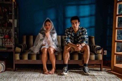 Bia (Bruna Marquezine) e Victor (Sérgio Malheiros) estão de volta. Ela, mais confusa; ele, frustrado com o amor -  (crédito: Disney/Divulgação)