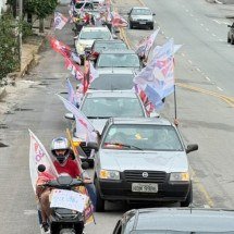 Carreata pró-Lula é realizada na cidade natal de Cleitinho