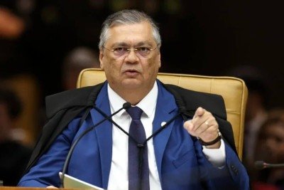 Dino: 'Insuportável judicialização?'  -  (crédito: Alejandro Zambrana/STF)