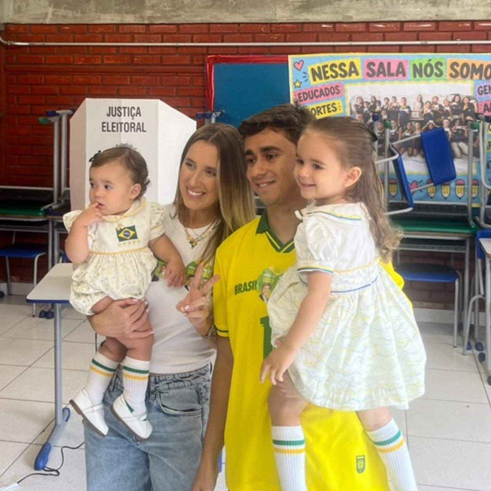 Nikolas vota em BH e mira novo recorde: ‘espero que Minas surpreenda’