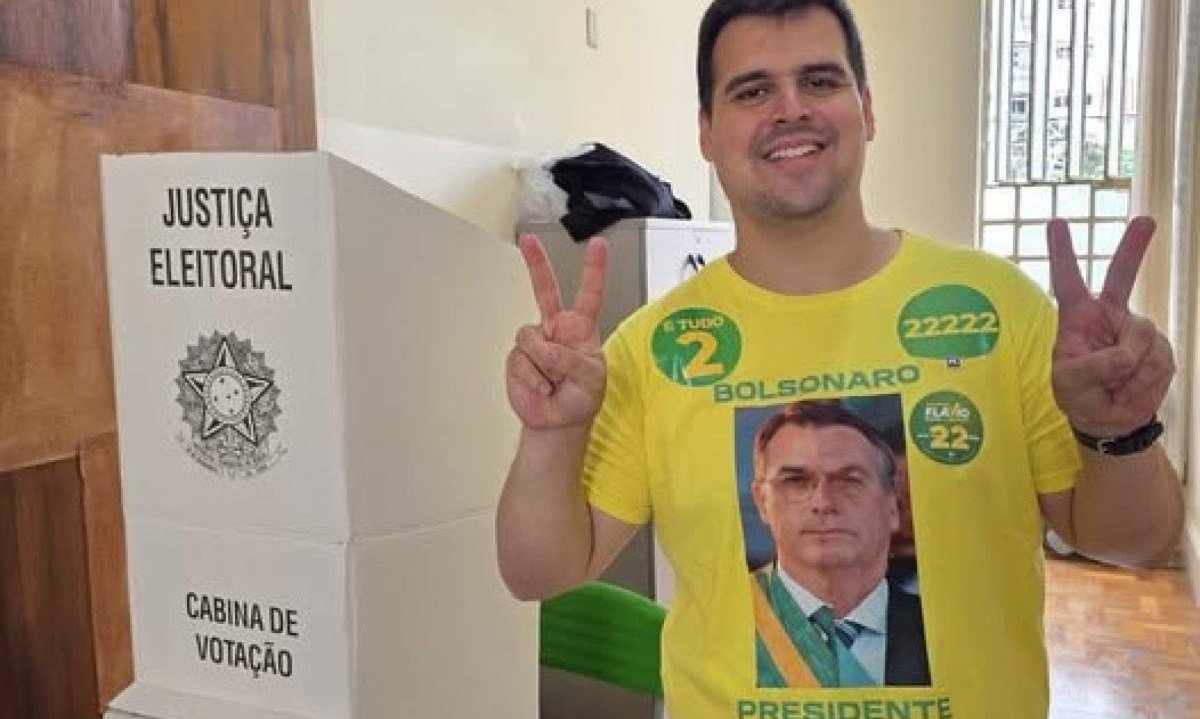 Em 2018, durante a ascensão do bolsonarismo, foi eleito para a Assembleia Legislativa de Minas Gerais (ALMG) - (crédito: Bruno Engler/Facebook)
