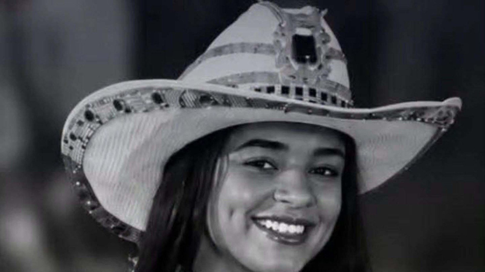 Raio mata rainha de rodeio
