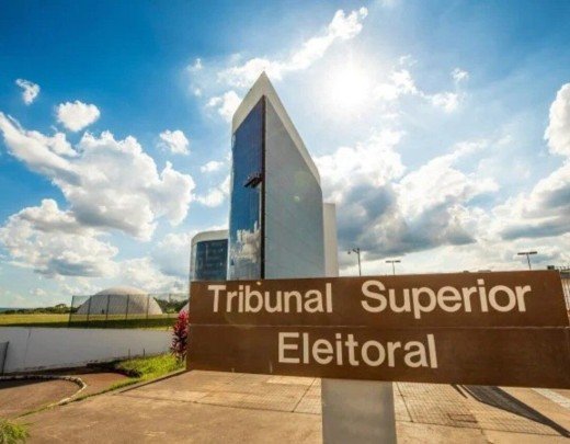 Segundo TSE, a Meta deve preservar todos os registros, logs de moderação, dados de anúncios e métricas relacionados ao caso -  (crédito: Luiz Roberto/TSE)