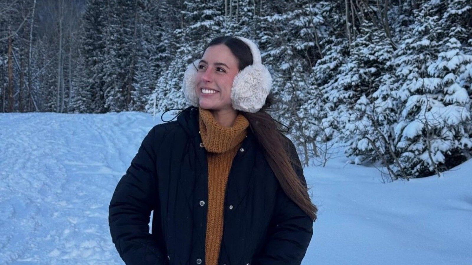Atriz brasileira é presa pelo ICE nos EUA ao embarcar em viagem em família