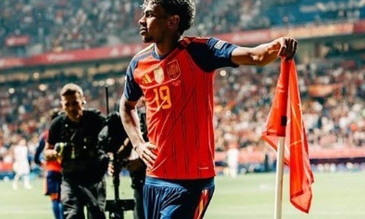 Ídolo do Cruzeiro tem recorde ameaçado por Lamine Yamal - (crédito: No Ataque Internacional)