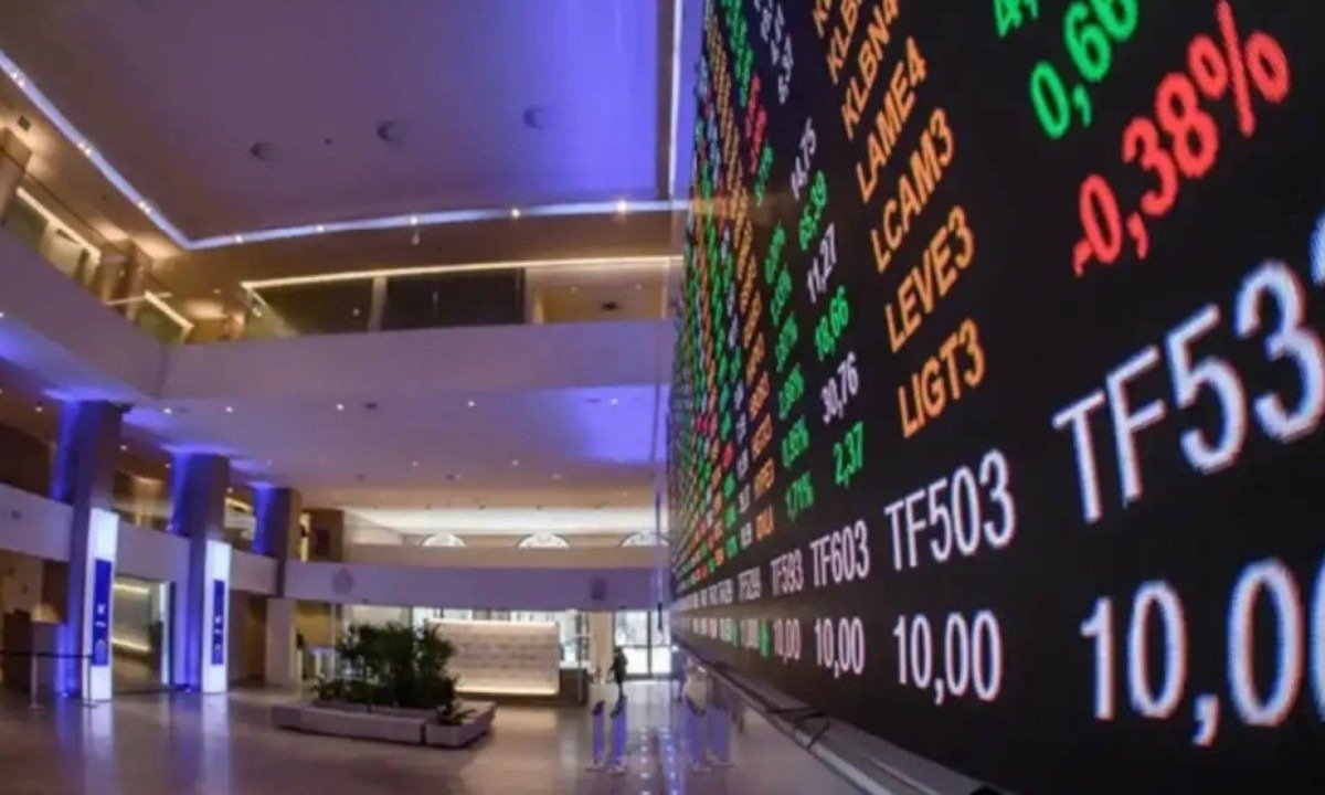 Dólar tem queda e bolsa decola, com mercado à espera da agenda fiscal de Flávio - (crédito: B3 / Divulgação)