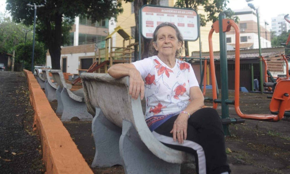 Dona Lenilda de Oliveira diz que Cleitinho teve a quem puxar: o antepassado Pedro X. Gontijo, apelidado 'Pai de Divinópolis' - (crédito: Alexandre Guzanshe/EM/D.APress)