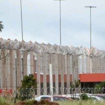 Resultado na Papuda: Lula e Flávio Bolsonaro têm disputa acirrada no 1º turno - Correio Braziliense