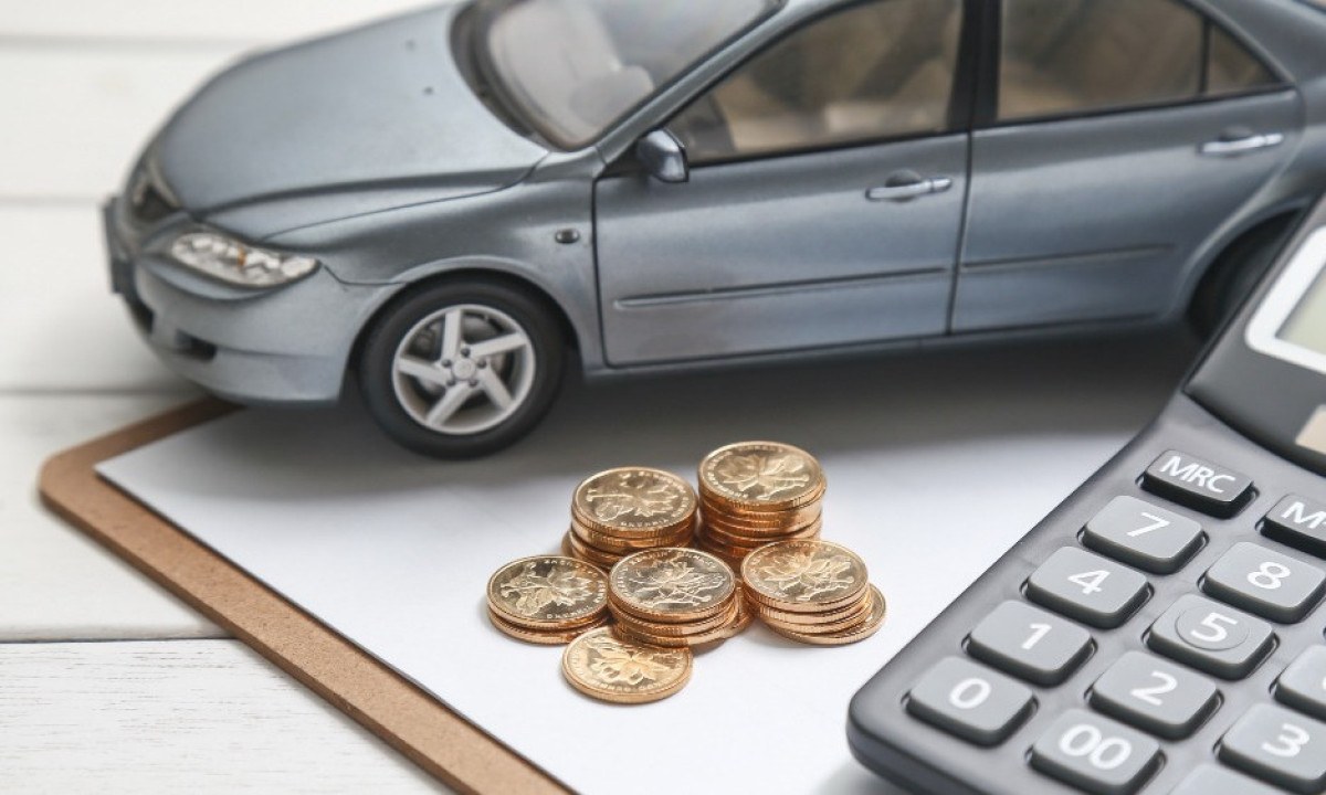 A discussão sobre a revisão do IPVA em Minas Gerais ganha força com a nova composição da ALMG, prometendo impacto financeiro aos motoristas - (crédito: XB100/Magnific)