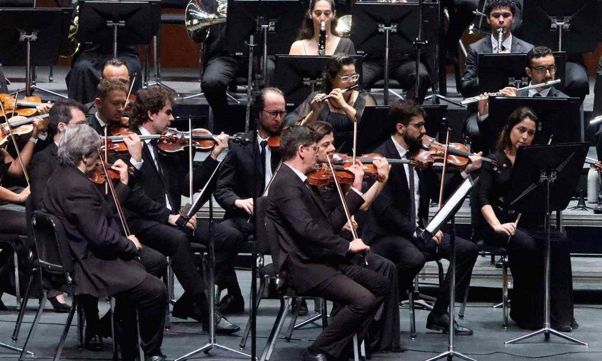 Sinfônica de MG vai apresentar peças de Mozart, Domenico Cimarosa e obra inédita de Rogério Vieira - (crédito: Paulo Lacerda/Divulgação)