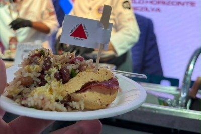 Bandeira de Minas estampou os pratos das mais de 300 pessoas que estiveram na cozinha show ministrada por Edson Puiati -  (crédito: Gastro Afyon/Divulgação )