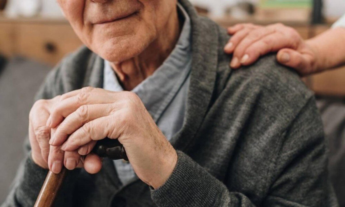 Oncogeriatra do Sírio-Libanês alerta para sinais de câncer em idosos que famílias normalizam como envelhecimento natural - (crédito: Tupi)