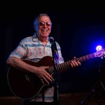 Luiz Carlos Sá estreia na carreira solo às vésperas de completar 81 anos - Marcos Neves/Divulga&ccedil;&atilde;o