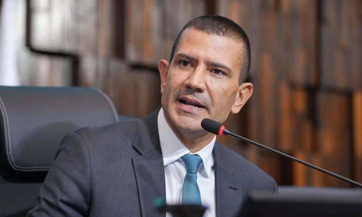 Vitória de Ruas pode dar a Flávio reforço importante contra Lula no Rio - (crédito: Foto: Thiago Lontra/Alerj)