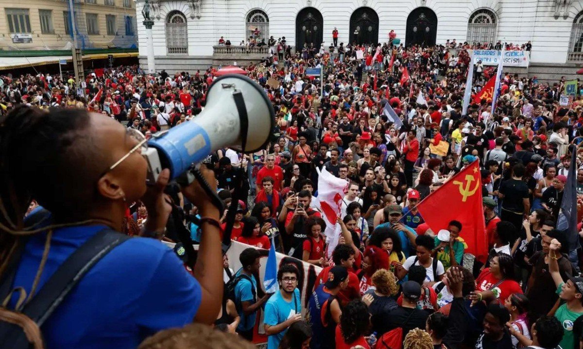 Estudantes mobilizaram manifestações no Rio de Janeiro nesta semana - (crédito: Fernando Frazão/Agência Brasil)