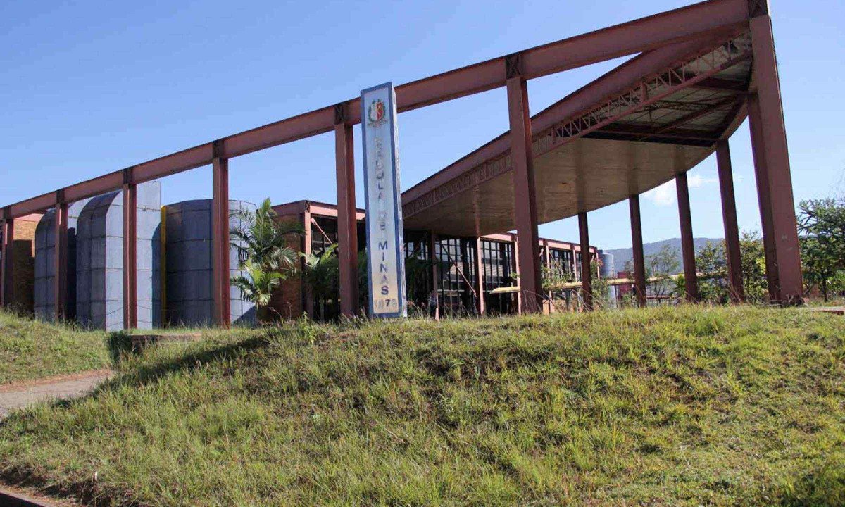 Vista do câmpus no Morro do Cruzeiro que abriga a Escola de Minas de Ouro Preto, por onde já passaram mais de 16 mil alunos - (crédito: ACI/Ufop/Divulgação)