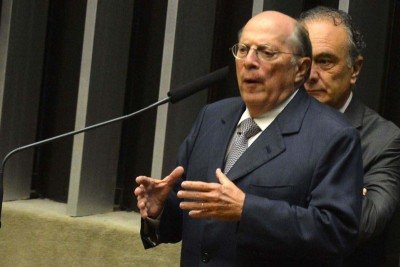 Miguel Reale Junior, autor do impeachment de Dilma, declara apoio a Lula na elei&ccedil;&atilde;o presidencial, criticando Fl&aacute;vio Bolsonaro -  (crédito: Antonio Cruz/Agencia Brasil - 15/04/2016)