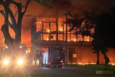 O incêndio dessa quarta-feira ocorreu uma semana após outros episódios registrados na UFPE -  (crédito: Reprodução/Redes Sociais)