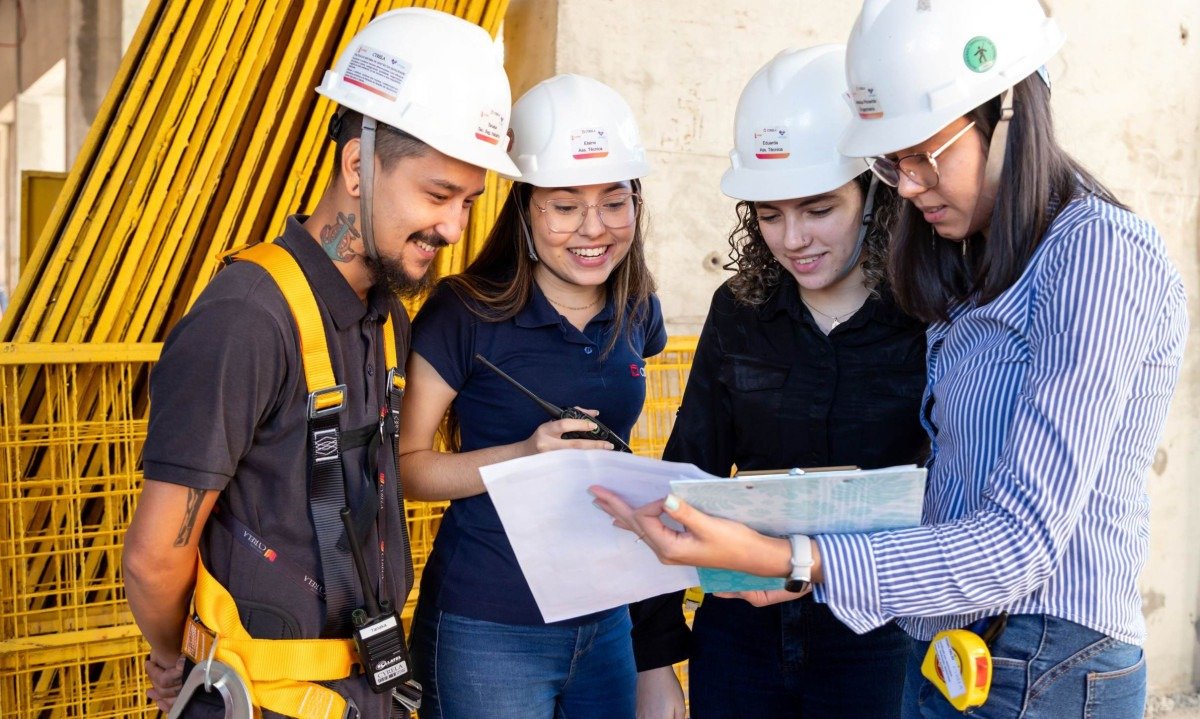 Cyrela abre seleção para engenheiros civis - (crédito: DINO)