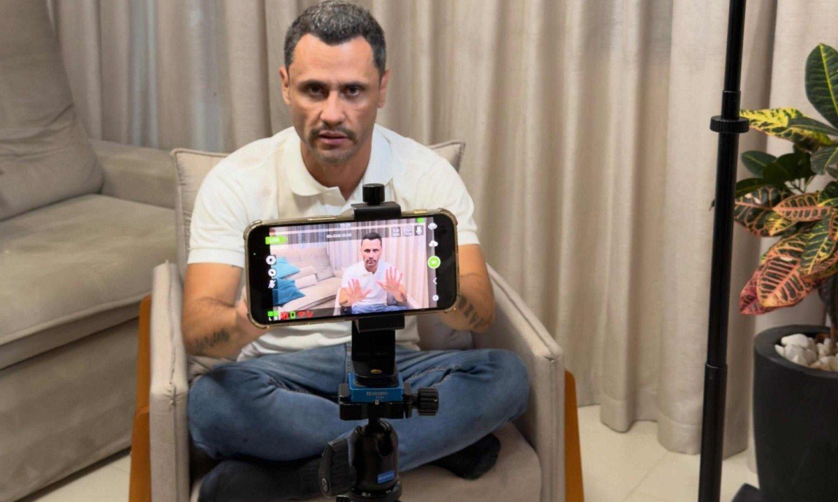 O governador eleito Cleitinho reinaugura a gramática da política mineira: reconhece e acolhe os votos de quem grita com Lula e daqueles que marcham com Bolsonaro -  (crédito: Facebook/reprodução)