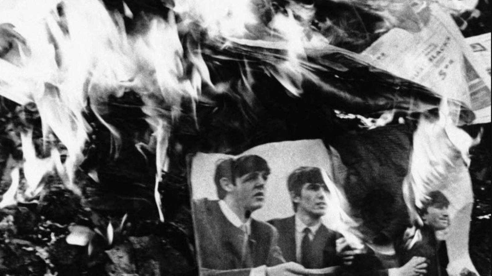 Queima de discos e protestos contra os Beatles se espalharam pelos Eua em 1966, ap&oacute;s a repercuss&atilde;o da declara&ccedil;&atilde;o de Lennon