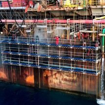 Do canteiro de obras para as plataformas off shore - Divulgação