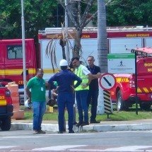 "Foi assustador", diz funcionário que estava perto de avião que caiu - Jair Amaral/EM/D.A. Press