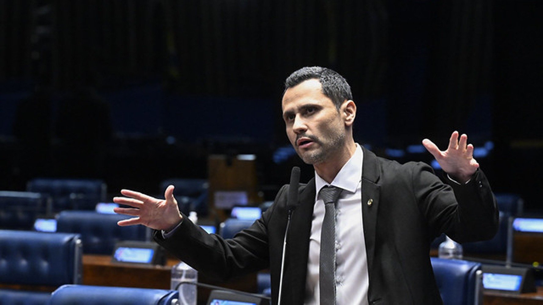 Cleitinho Azevedo, governador eleito de Minas Gerais, destaca seu compromisso com a pacifica&ccedil;&atilde;o pol&iacute;tica e o di&aacute;logo no estado -  (crédito:  Carlos Moura/Ag&ecirc;ncia Senado)