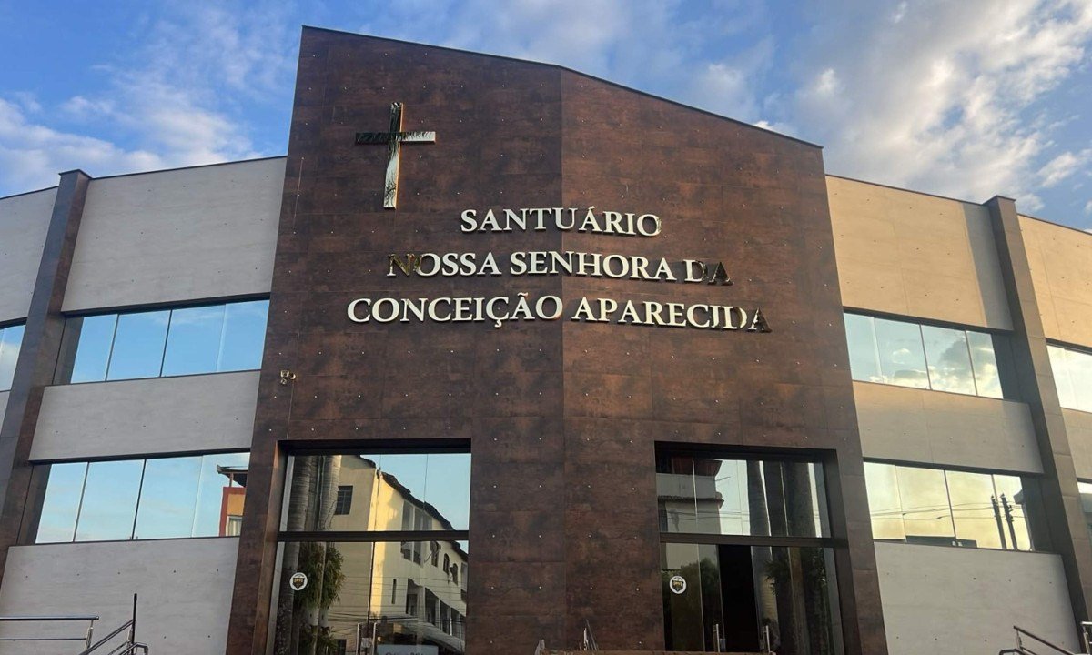 No Santu&aacute;rio Arquidiocesano Nossa Senhora da Concei&ccedil;&atilde;o Aparecida, em Contagem, na Grande BH, a missa ser&aacute; presidida pelo bispo auxiliar dom Nivaldo dos Santos Ferreira
