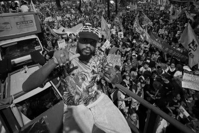 Djonga foi um dos rappers presentes na manifestação em apoio à reeleição do presidente Lula (PT) em BH -  (crédito: Reprodução Instagram )
