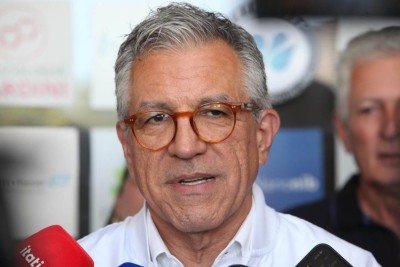 Alexandre Padilha visitou o CTVacinas da UFMG neste sábado -  (crédito: Edésio Ferreira/EMD.A/Press)