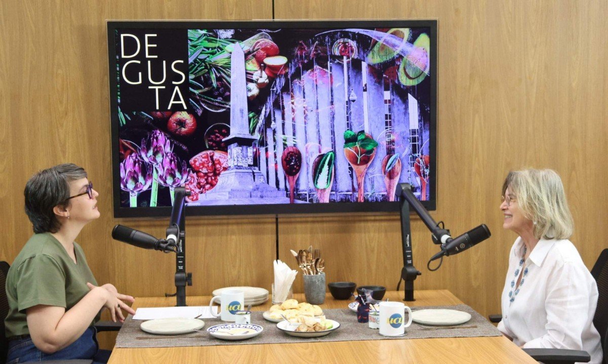Na entrevista para o podcast Degusta, M&aacute;rcia Nunes, a Marcinha, conta que pensa em oferecer o livro para escolas como material did&aacute;tico