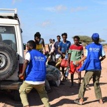 Quase 140 migrantes morrem em naufrágio em embarcação com direção ao Iêmen -  AFP