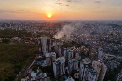 Poucas vezes considerado, o risco de calor extremo é apontado como desastre invisível por pesquisadora, diferentemente das recorrentes tragédias causadas por tempestades -  (crédito: Mateus Parreiras/EM/D.A Press)