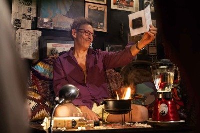 Em passagens dramatizadas do filme, que conta com vasto material de arquivo, o ator Emílio de Mello interpreta Ezequiel Neves -  (crédito: Beto Roma/Divulgação )
