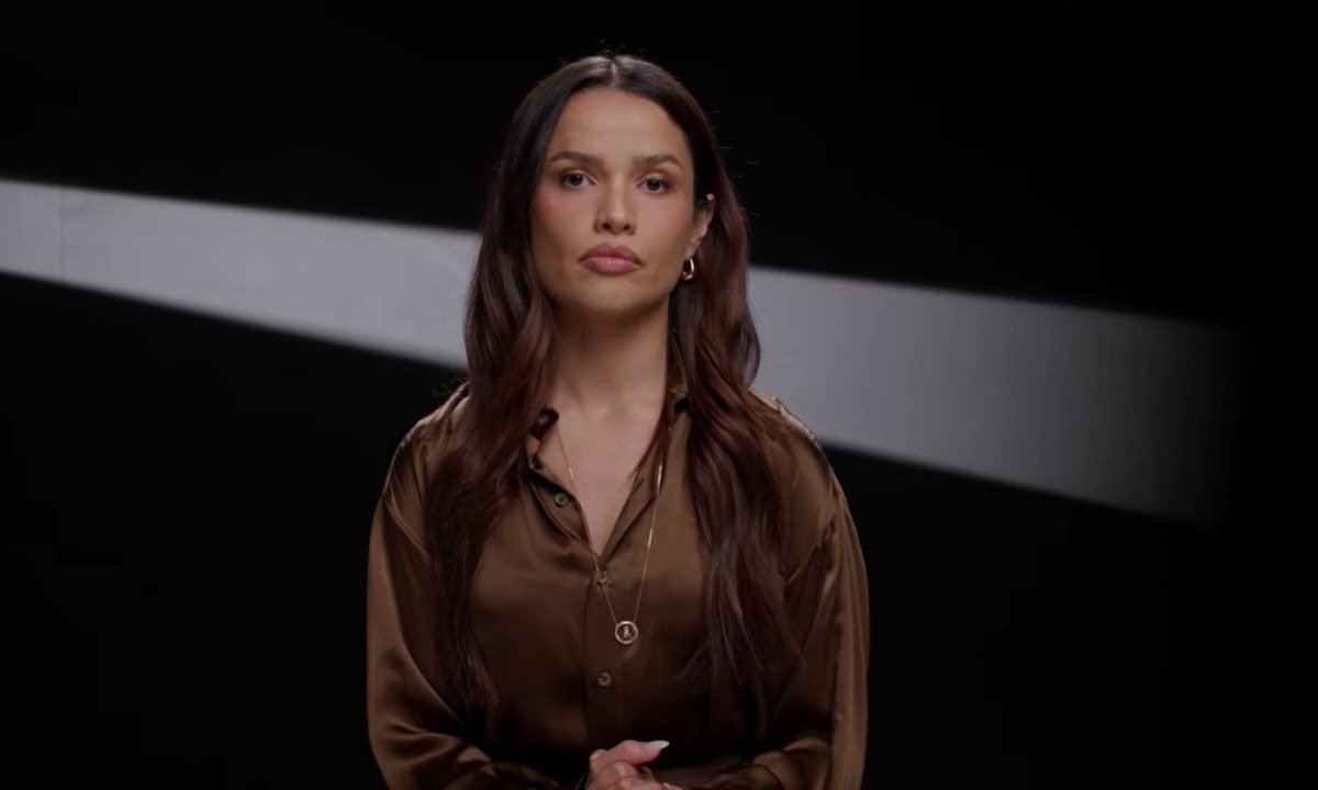 Juliette participa de vídeo "Revelando: A guerra à santa" - (crédito: Reprodução/Youtube )