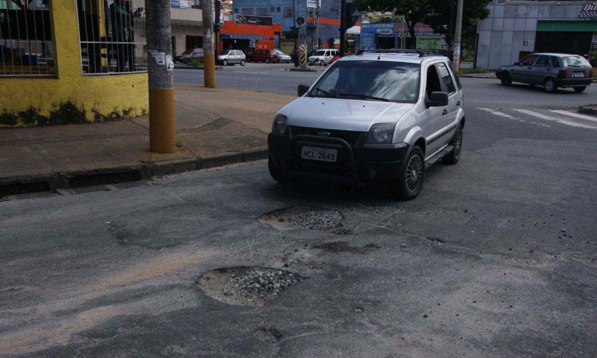 Intervenção viária será implantada na Avenida Elias Antônio Issa - (crédito: Edésio Ferreira/EM/D.A Press)