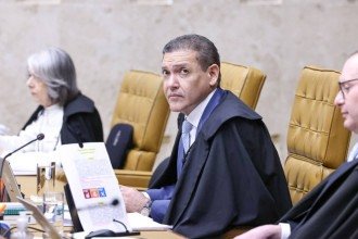 Com a eleição afunilada, a guerra entre ministros no TSE se acirra ainda mais