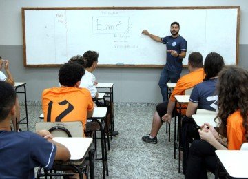 O Governo de Minas, divulgou nesta terça-feira (13/10) mais um lote de atos de evolução na carreira de servidores da educação da rede estadual; Ao todo, foram divulgadas 1.518 novas concessões de progressão e promoção.
 -  (crédito:  Jair Amaral/EM/D.A Press. Brasil. Belo Horizonte - MG)