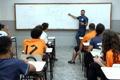 O Governo de Minas, divulgou nesta terça-feira (13/10) mais um lote de atos de evolução na carreira de servidores da educação da rede estadual; Ao todo, foram divulgadas 1.518 novas concessões de progressão e promoção.
 -  (crédito:  Jair Amaral/EM/D.A Press. Brasil. Belo Horizonte - MG)