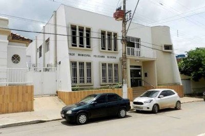 Prefeitura de Francisco Sá será comandada por prefeito interino até a realizaçao de eleiçao suplementar -  (crédito: Prefeitura de Francisco Sá/divulgação)