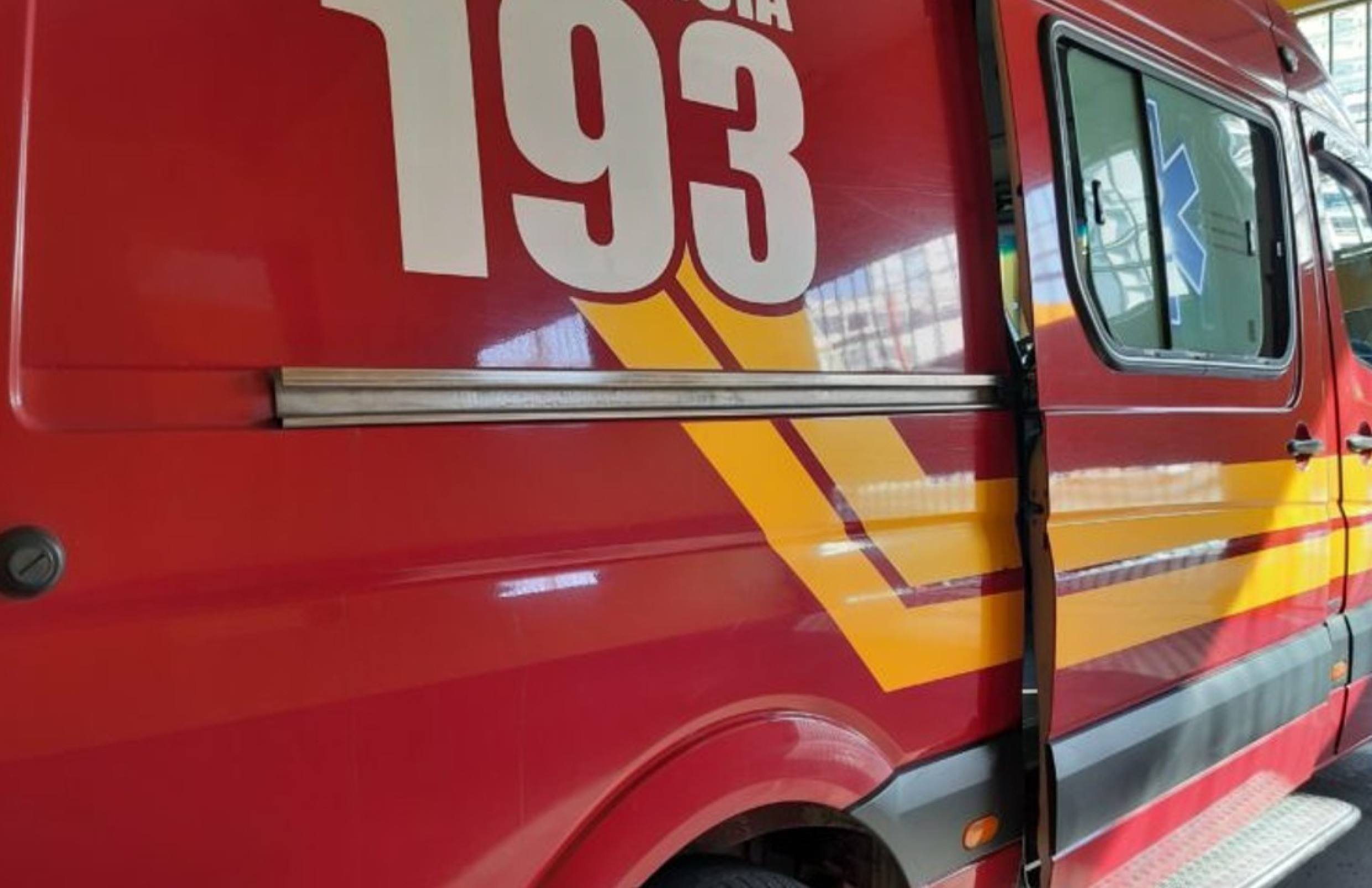 Mulher se deita na rua e morre atropelada no Santa Efigênia, em BH