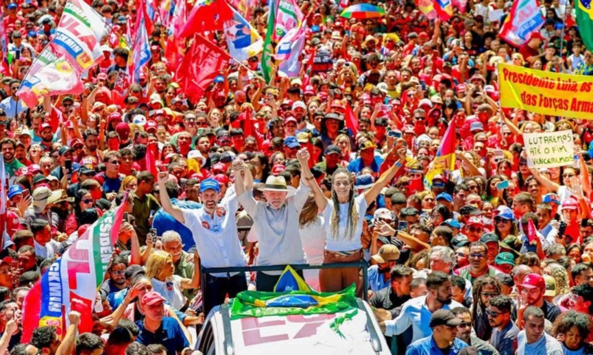 Campanha de Flávio prepara contra-ataque aos atos de rua do PT - (crédito: Foto: Ricardo Stuckert)