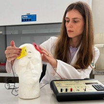 Estimulação cerebral reduz desejo por comida em mulheres com obesidade - Lannem-USP/Fapesp