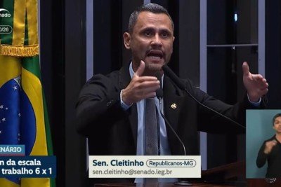 Governador eleito de Minas Gerais, Cleitinho Azevedo discursou na noite desta quarta-feita (14/10), durante votação da PEC do fim da escala 6x1 -  (crédito: TV Senado)